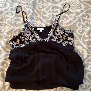 Tank top perfect for summer and spring!